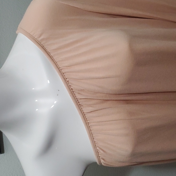 FOREVER 21 Creamy Peach Asymmetrical Stretchy Tunic Dress w/Blk Lace-EUC-Sz SP - Picture 3 of 17